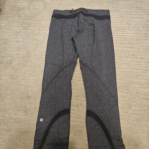 Lululemon Capris size 6